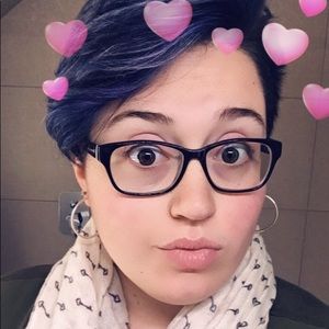 Meet your Posher, Staci